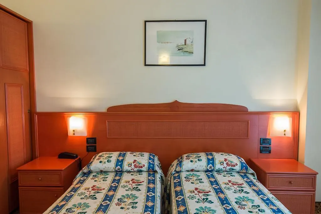 Hotel Brioni Mare Lido di Jesolo 4*,  Italy